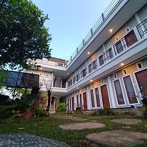  Privatunterkunft Gending Sari House
