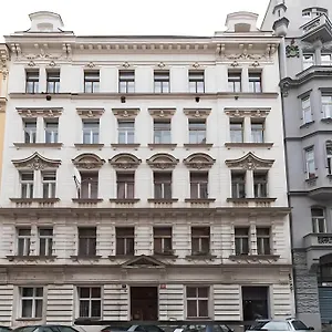 https://dream-apartments.praguehotelsweb.com