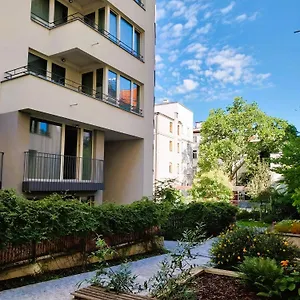 https://centre-residence-krakovsk.praguehotelsweb.com